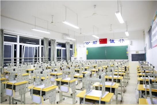 喜迎二十大 | 一室一美景，一班一世界